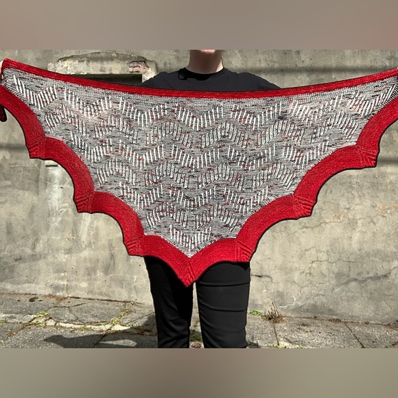 Ewe York knit wrap scarf goth handmade batwing spooky Halloween lip service - Picture 2 of 2